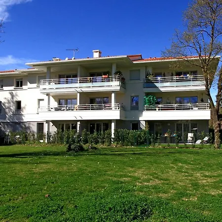 L'ile O Vert Apartment *